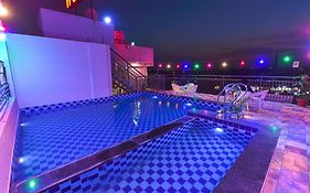 Hotel Remark